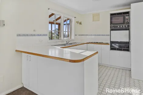 Property photo of 20 Orana Place Taroona TAS 7053