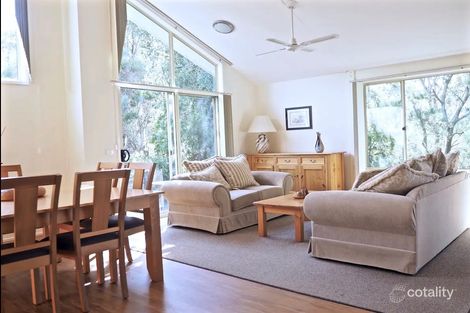 Property photo of 33 St Ives Crescent Venus Bay VIC 3956