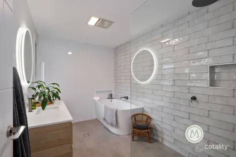 Property photo of 3 Blackbutt Place Leonay NSW 2750