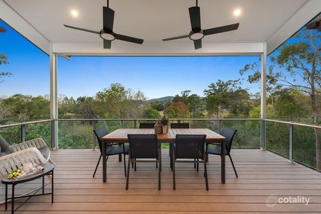 57 Olearia St W, Everton Hills, QLD 4053