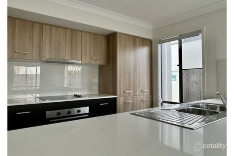 Property photo of 2/46 Seashell Avenue Coomera QLD 4209