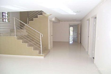 Property photo of 5 Levy Street Pendle Hill NSW 2145