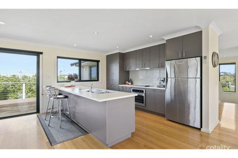 Property photo of 13 Empire Court Torquay VIC 3228