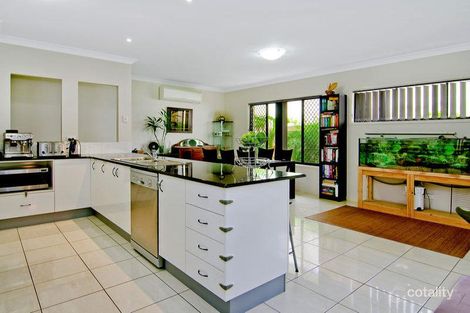 Property photo of 12 Ayesha Place Calamvale QLD 4116