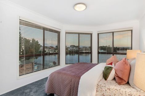 116 Santa Cruz Bvd, Clear Island Waters, QLD 4226