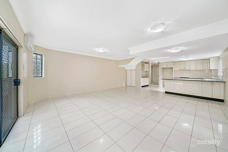 Property photo of 2/5 Queens Road Westmead NSW 2145