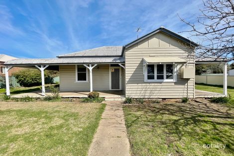 28 Gordon St, Young, NSW 2594