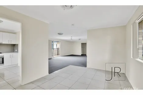 Property photo of 2 Ensenada Court Broadbeach Waters QLD 4218