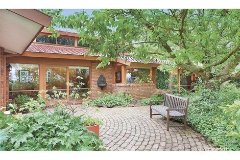 Property photo of 2 Gem Close Ringwood VIC 3134