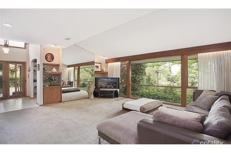 Property photo of 2 Gem Close Ringwood VIC 3134