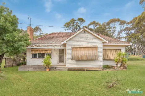 Property photo of 61 Furness Street Kangaroo Flat VIC 3555