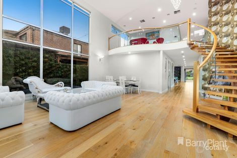 Property photo of 29 Delacombe Drive Mill Park VIC 3082