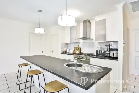 Property photo of 10 Barraclough Way Mildura VIC 3500