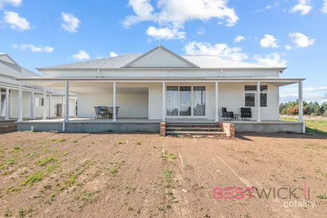 311 Eleven Mile Dr, Eglinton, NSW 2795