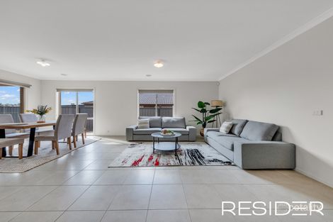 Property photo of 12 Galle Way Mernda VIC 3754
