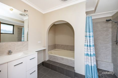 Property photo of 285 Lakes Road Parklands WA 6180