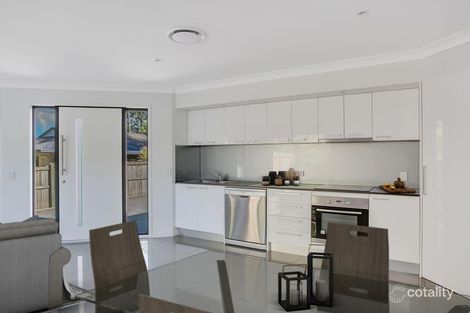 Property photo of 2/56 Nerang-Broadbeach Road Nerang QLD 4211