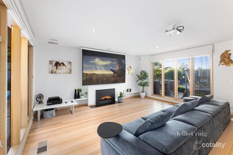 Property photo of 8 Sampson Drive Mount Waverley VIC 3149