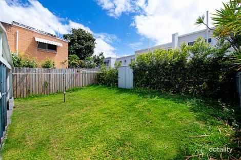 Property photo of 37 Ventura Road Mermaid Beach QLD 4218