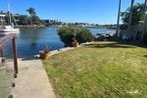 Property photo of 52 Southern Cross Drive Newport QLD 4020