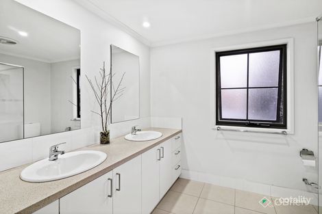 Property photo of 13 Golf View Road Heatherton VIC 3202