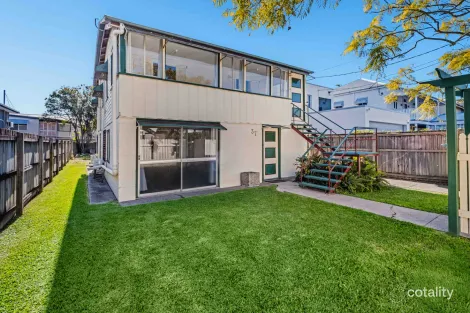 37 Barton Rd, Hawthorne, QLD 4171