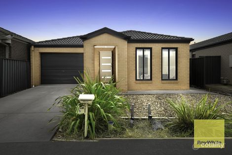 Property photo of 5 Hawkstone Road Manor Lakes VIC 3024