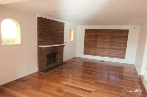 Property photo of 9 Rowitta Drive Glen Waverley VIC 3150