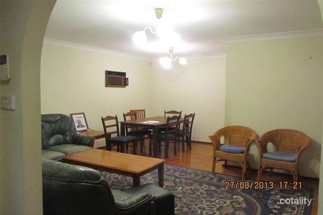 Property photo of 8 Melbourne Road St Johns Park NSW 2176
