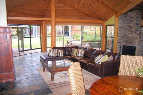 Property photo of 3 Alana Court Chapel Hill QLD 4069