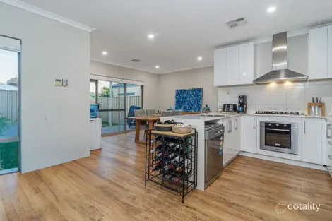 1/18 Melksham Way, Butler, WA 6036
