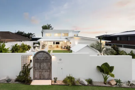 Property photo of 19 Lawrence Street Mooloolaba QLD 4557