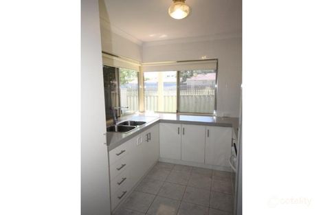 Property photo of 5/92 Gilbertson Road Kardinya WA 6163