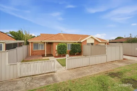 19 CASSIA RD, MELTON, VIC 3337