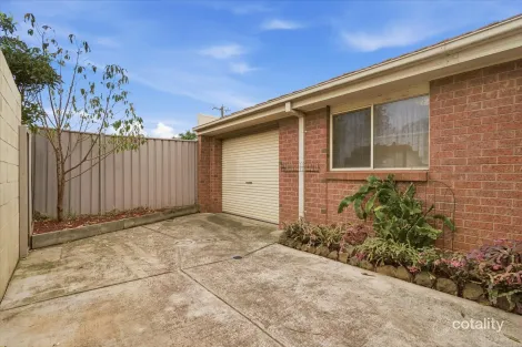 Property photo of 19 Cassia Road Melton VIC 3337