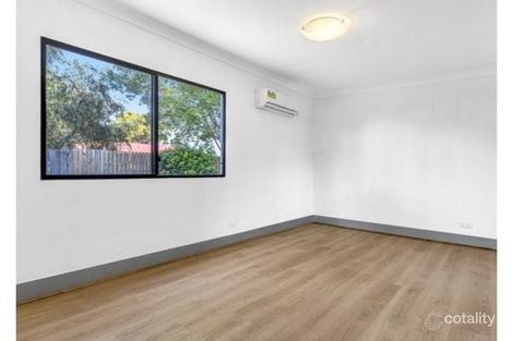 Property photo of 11 Simpson Court Rothwell QLD 4022