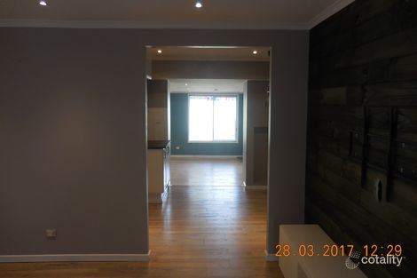Property photo of 5 Luff Place Ingleburn NSW 2565