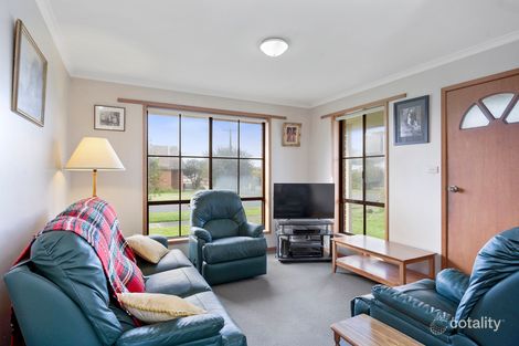Property photo of 1/1 Cassie Close Warrnambool VIC 3280