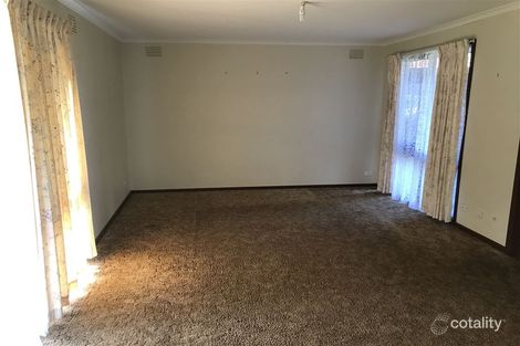 Property photo of 27 Cheviot Avenue Berwick VIC 3806