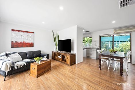 Property photo of 2/26 Burton Crescent Ivanhoe East VIC 3079