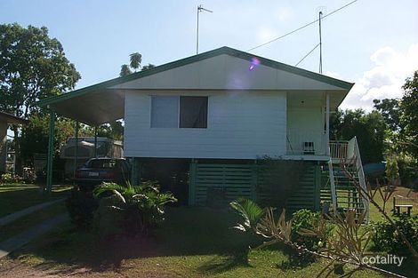 15 Dalton St, Clinton, QLD 4680