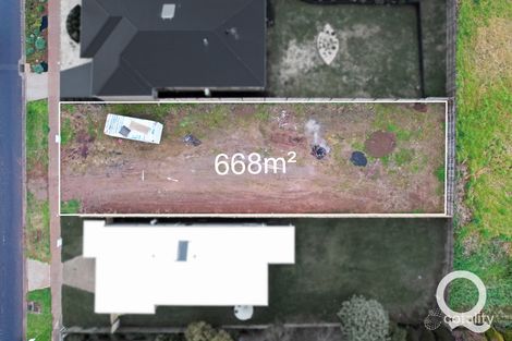 Property photo of 18 Weebar Road Drouin VIC 3818