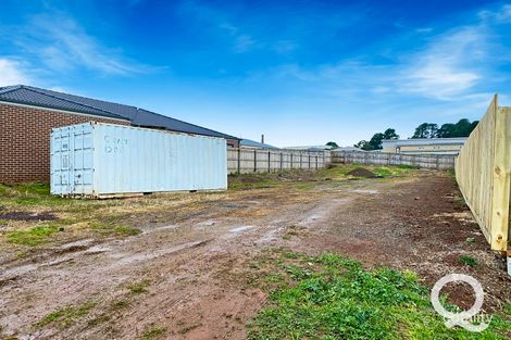 Property photo of 18 Weebar Road Drouin VIC 3818
