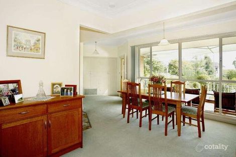 Property photo of 2 Banff Court Balwyn VIC 3103