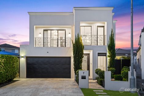 Property photo of 7 County Close Carnes Hill NSW 2171