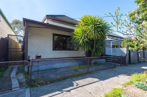Property photo of 73 Williamstown Road Seddon VIC 3011
