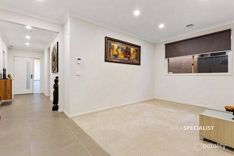 Property photo of 19 Minerva Avenue Cranbourne West VIC 3977
