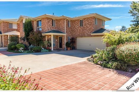 1/1a Mckeahnie St, Crestwood, NSW 2620