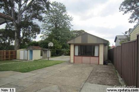 Property photo of 2 Bijiji Street Pendle Hill NSW 2145