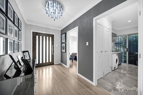 Property photo of 13 Kingfisher Court Bahrs Scrub QLD 4207